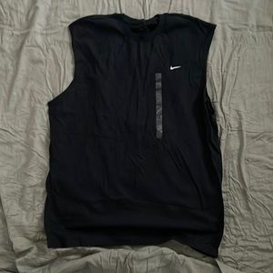 Men’s sleeveless shirt